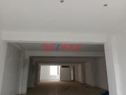 Alquiler De Local En Exelente Ubicacion Av. Proceres De...