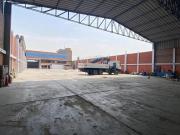 Alquiler de Local Industrial de 2701m2 en Av Las Torres...