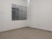 ALQUILER DE LOCAL PARA OFICINA EN AV BASADRE 1ER NIVEL SJL