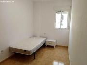 Alquiler de luminoso piso amueblado con ascensor y listo...