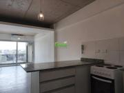 ALQUILER DE MONOAMBIENTE AV BICENTENARIO AL 1500