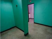 ALQUILER DE OFICINA COMERCIAL EN AV ALIANZA ACARIGUA...