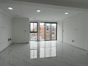 ALQUILER DE OFICINA DE ESRTRENO 140M2 EN EL CORAZON DE...