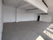 ALQUILER DE OFICINA EN CARABAYLLO EN EL TERCER PISO DE 120M2