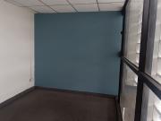 Alquiler de oficina en el cc los samanes baruta