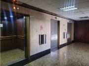 Alquiler de Oficina en Los Ruices Varios Cubículos