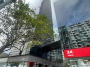 ALQUILER DE OFICINA + ESTACIONAMIENTOS Y DEPÓSITOS –...