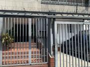 ALQUILER DE OFICINA UBICADA EN LA AV. LIBERTADOR