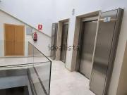 Alquiler de piso en Calle Uría, 16