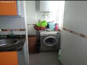 Alquiler de piso reformado con balcón y ascensor en...