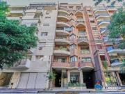 Alquiler departamento de 3 ambientes con cochera en...