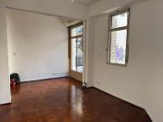 Alquiler Departamento Piso 2 con balcon a la calle