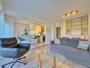 Alquiler Depto 2 Amb, Amoblado c/Balcón, John Kennedy al...