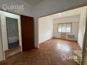 Alquiler depto. 3 ambientes con dependencia. Rivadavia y...