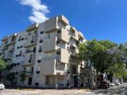 ALQUILER – DPTO CENTRICO 2 D AMUEBLADO COCHERA