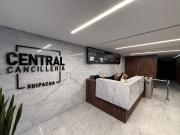 ALQUILER EN CENTRAL CANCILLERIA con COCHERA. Impecable