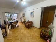 ALQUILER Excelente 2 ambientes al frente con balcón en...