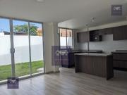 Alquiler hermosa casa 3 dormitorios, Conjunto Privado,...