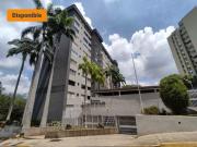Alquiler impecable apartamento Los Naranjos calle cerrada