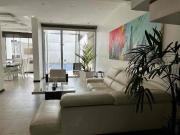 Alquiler linda casa amoblada con piscina en urbanización...