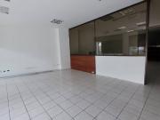 Alquiler Local Comercial 196m2 Av. Juan Tanca Marengo y...