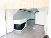 ALQUILER LOCAL COMERCIAL 81 m² – PRIMER PISO – AV....