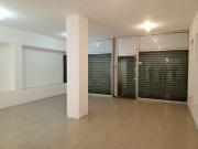 ALQUILER LOCAL COMERCIAL AMPLIO PATIO AV. FCO DE...