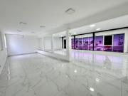 ALQUILER LOCAL COMERCIAL AV EL POLO EN SURCO