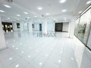 Alquiler Local Comercial En Avenida De Alto Tránsito...