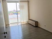 ALQUILER MODERNO DEPA VISTA EXTERIOR EN EDIFICIO...