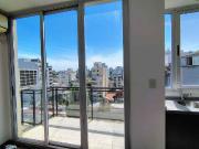 Alquiler Monoamb. balcón. Todo luz. Coch opcional