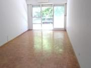 ALQUILER MONOAMBIENTE CON BALCON EN RECOLETA