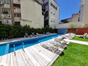 alquiler monoambiente con balcón en torre con pileta,...