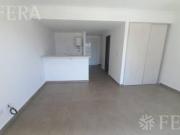 Alquiler monoambiente con balcón en Wilde
