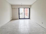 Alquiler · Monoambiente con balcón · Terraza con...