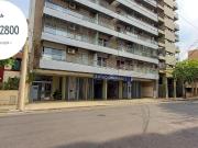 Alquiler monoambiente con balcon y edificio con...