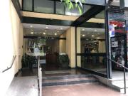 Alquiler monoambiente con patio juncal y esmeralda