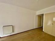 ALQUILER Monoambiente Monserrat LUMINOSO