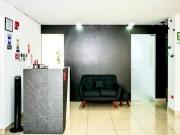 Alquiler Oficina 100m2 en 2do piso s/ascensor iluminada,...