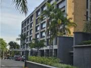 Alquilo oficina 115m2 La Lagunita 6530