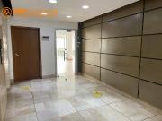 Alquiler Oficina 195m² Edificio ejecutivo Av. Las 6146