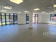 Alquiler Oficina 81m2 | con 1 Cochera | Parque Austral Km 50