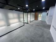 Alquiler oficina en Las Mercedes 80 mts