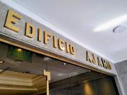 ALQUILER OFICINA EXCELENTE SOBRE AV. CORDOBA