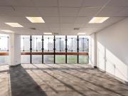 ALQUILER OFICINA IMPLEMENTADA EN SAN ISIDRO PISO 5 609...