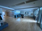 ALQUILER OFICINA MICROCENTRO CON 2 COCHERAS