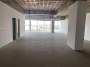 ALQUILER OFICINA PRIME SEMI IMPLEMENTADA 240 m2 EN LA MOLINA
