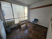 ALQUILER OFICINA TRIBUNALES CON BAÑO PROPIO