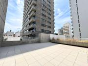 ALQUILER OFICINAS CON COCHERA EDIFICIO dECO URQUIZA 1950...