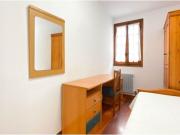 Alquiler por habitaciones en Paseo Altamira con 3...